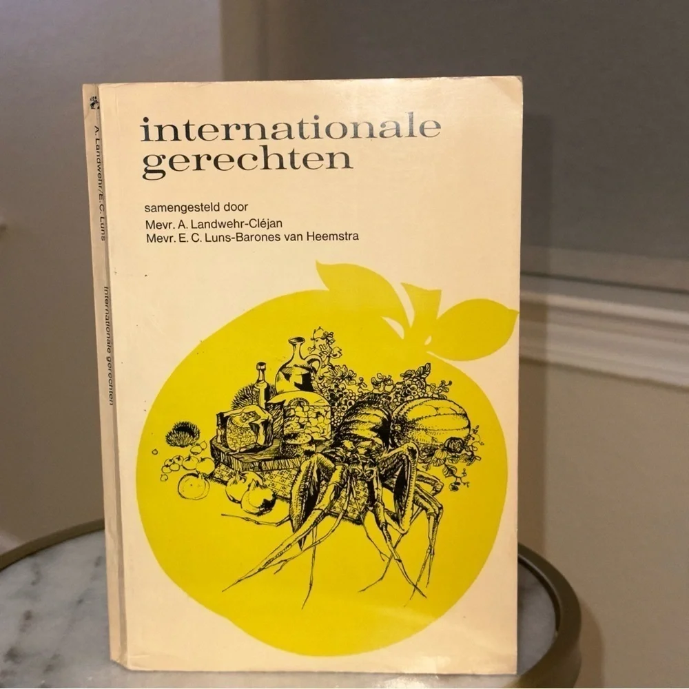 Vintage Dutch Cookbook “Internationale Gerechten” (1970)
